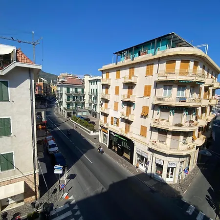 Caruggio Albycocco - Exclusive Apartment Alassio